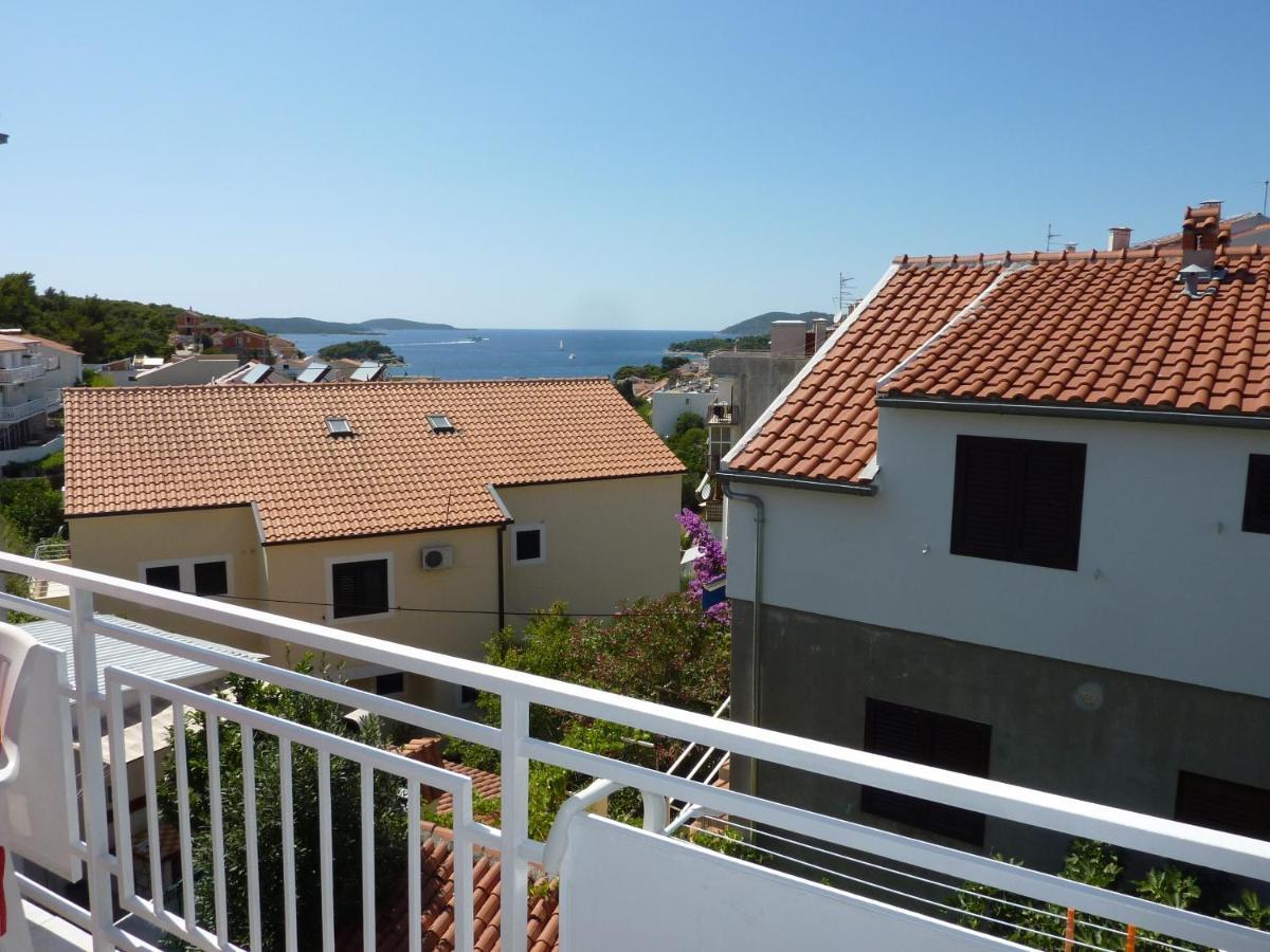 Apartments And Rooms With Parking Space Hvar - 15378 Hvar Town Exterior foto